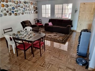 SE VENDE CASA REMODELADA EN CERRO VIENTO