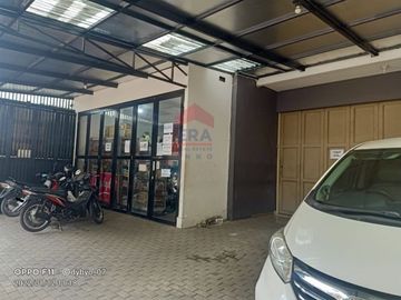 Ruang Usaha dan tempat tinggal strategis di Inggit Garnasih Bandung
