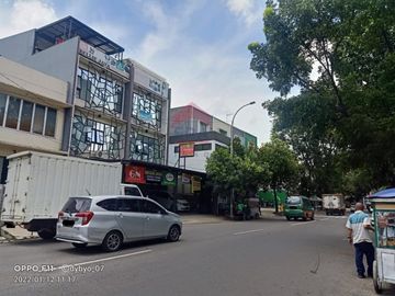 Ruang Usaha dan tempat tinggal strategis di Inggit Garnasih Bandung