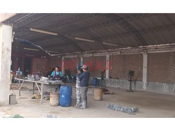 🏭✨ Oportunidad De Inversión Industrial + Vivienda Incluida ✨🏡
