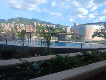 apartamento en arriendo en las vegas. Cod A9433981