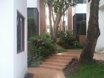 Casas en conjunto residencial en Boca del Rio a orilla del rio con alberca