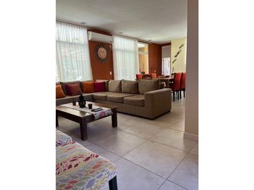 LA HERRADURA PINAMAR - CASA A LA VENTA.