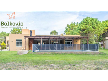 LA HERRADURA PINAMAR - CASA A LA VENTA.