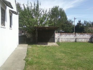 Chalet con 3 dormitorios y amplio terreno EN VENTA O PERMUTA