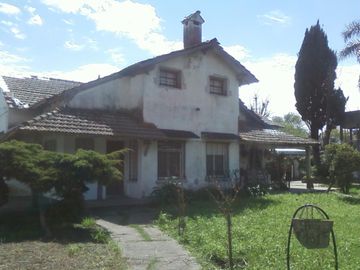Chalet con 3 dormitorios y amplio terreno EN VENTA O PERMUTA