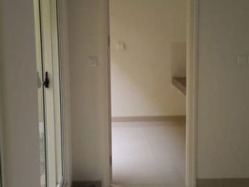 Rumah 8x16 Dijual 3 M nego di The Springs Summarecon Serpong