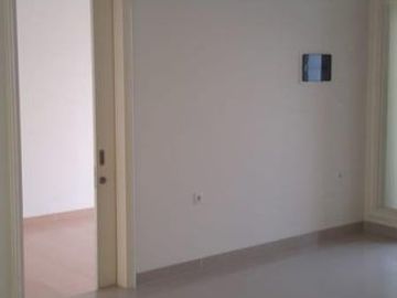 Rumah 8x16 Dijual 3 M nego di The Springs Summarecon Serpong