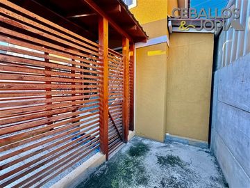 Casa en venta de 3 dorm. en Villa Alemana
