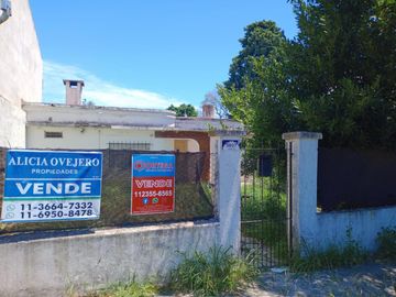 Venta de casa a Reciclar INTERESANTE Retasada Escucha oferta