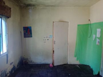 Venta de casa a Reciclar INTERESANTE Retasada Escucha oferta