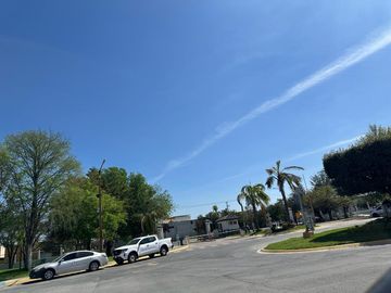 VENTA DE CASA EN PRIVADAS DE ANAHUAC