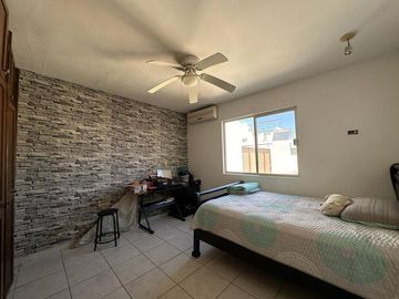 VENTA DE CASA EN PRIVADAS DE ANAHUAC