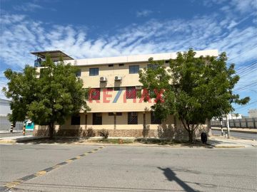 Atención inversionistas y empresarios del rubro hotelero: Se vende hotel completamente amoblado y funcionando, ubicado en plena avenida Salaverry, Tal
