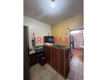 Atención inversionistas y empresarios del rubro hotelero: Se vende hotel completamente amoblado y funcionando, ubicado en plena avenida Salaverry, Tal