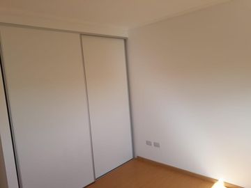 Departamento 3 amb. c/cochera cubierta, edificio NUEVO PRECIO Excelente ubicación CENTRO Lanus O.