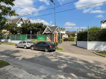 Casa - Countries/B.Cerrado (Hurlingham)