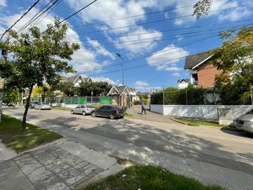 Casa - Countries/B.Cerrado (Hurlingham)