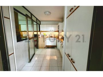 ARRIENDO DEPTO BARRIO EL GOLF, 4 DORM SUITE