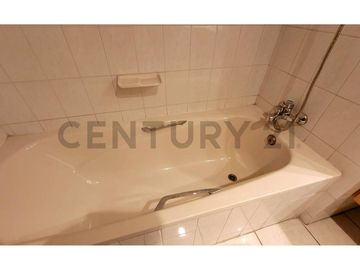 ARRIENDO DEPTO BARRIO EL GOLF, 4 DORM SUITE