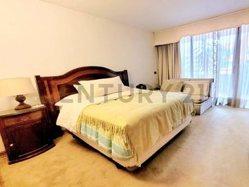 ARRIENDO DEPTO BARRIO EL GOLF, 4 DORM SUITE
