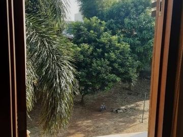 Rumah Bagus, 2Lt, Hal Luas, Private Cluster di Lenteng Agung