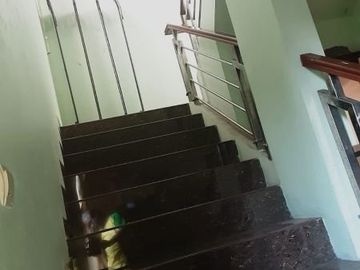 Rumah Bagus, 2Lt, Hal Luas, Private Cluster di Lenteng Agung