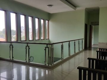 Rumah Bagus, 2Lt, Hal Luas, Private Cluster di Lenteng Agung