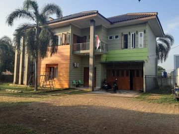 Rumah Bagus, 2Lt, Hal Luas, Private Cluster di Lenteng Agung