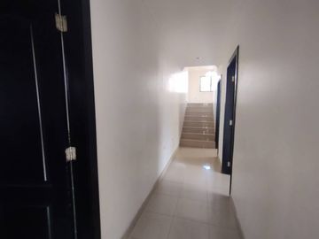 VENTA DEPARTAMENTO CEIBOS NORTE 3DORM 2DO PISO