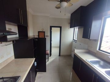 VENTA DEPARTAMENTO CEIBOS NORTE 3DORM 2DO PISO
