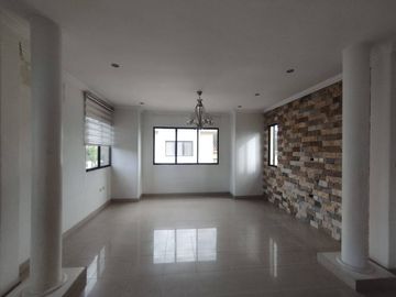 VENTA DEPARTAMENTO CEIBOS NORTE 3DORM 2DO PISO