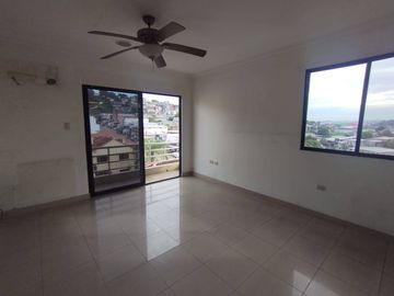 VENTA DEPARTAMENTO CEIBOS NORTE 3DORM 2DO PISO