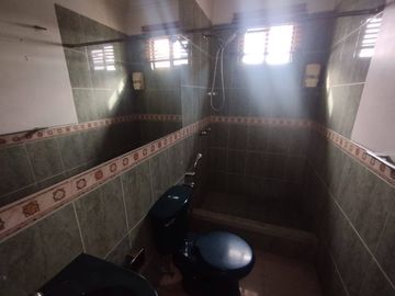 VENTA DEPARTAMENTO CEIBOS NORTE 3DORM 2DO PISO
