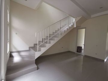 Dijual Rumah Baru 2 Lantai Minimalis Di Darmo Surabaya LL