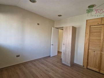 Casa en venta 4D/3B Las Condes, Isabel La Catolica, Bilbao
