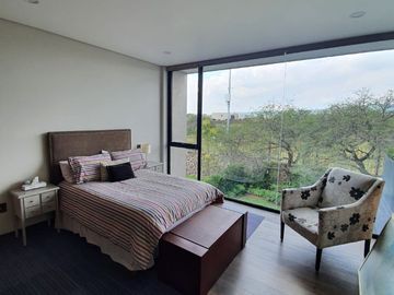 Casa en Venta en El Campanario de Diseño de Autor, Estilo Moderno Contemporáneo