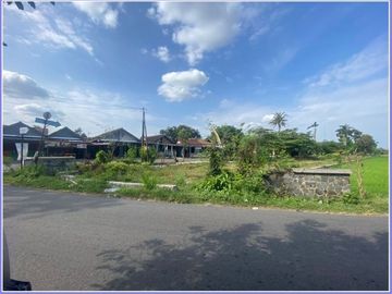 Dijual Tepat Mangku Jalan Aspal di Bugisan-Prambanan