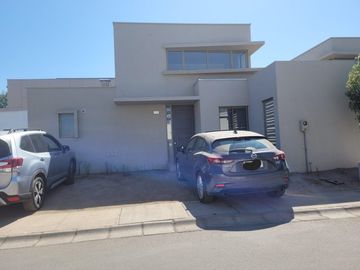 Casa Buin