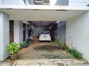 Town House di Cilandak dg Taman & Kondisi Furnished HSE-A0478