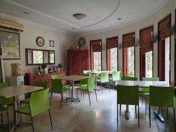 Rumah 2 Lantai ada Halaman Belakang Luas di Bintaro- Gb 5818 Br