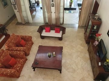 Rumah 2 Lantai ada Halaman Belakang Luas di Bintaro- Gb 5818 Br