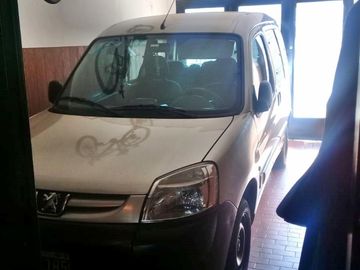 VENTA Villa Ballester Ph a 2 cuadras de estacion Malaver