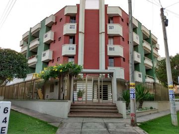 apartamento en venta en altos de riomar. Cod V3817