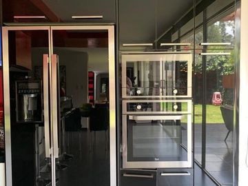 Casa tipo moderna en venta, Urb. Pueblo Viejo los Chillos, terreno 452m2, 337m2 construcción