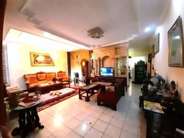 Wisma 20 Kamar di Kawasan Turis Asing Tirtodipuran