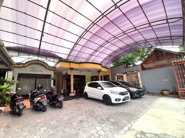Wisma 20 Kamar di Kawasan Turis Asing Tirtodipuran
