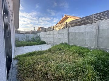 Casa en venta de 3 dorm. 2 baños en La Serena