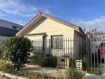 Casa en venta de 3 dorm. 2 baños en La Serena