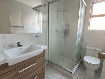 Casa en venta de 3 dorm. 2 baños en La Serena